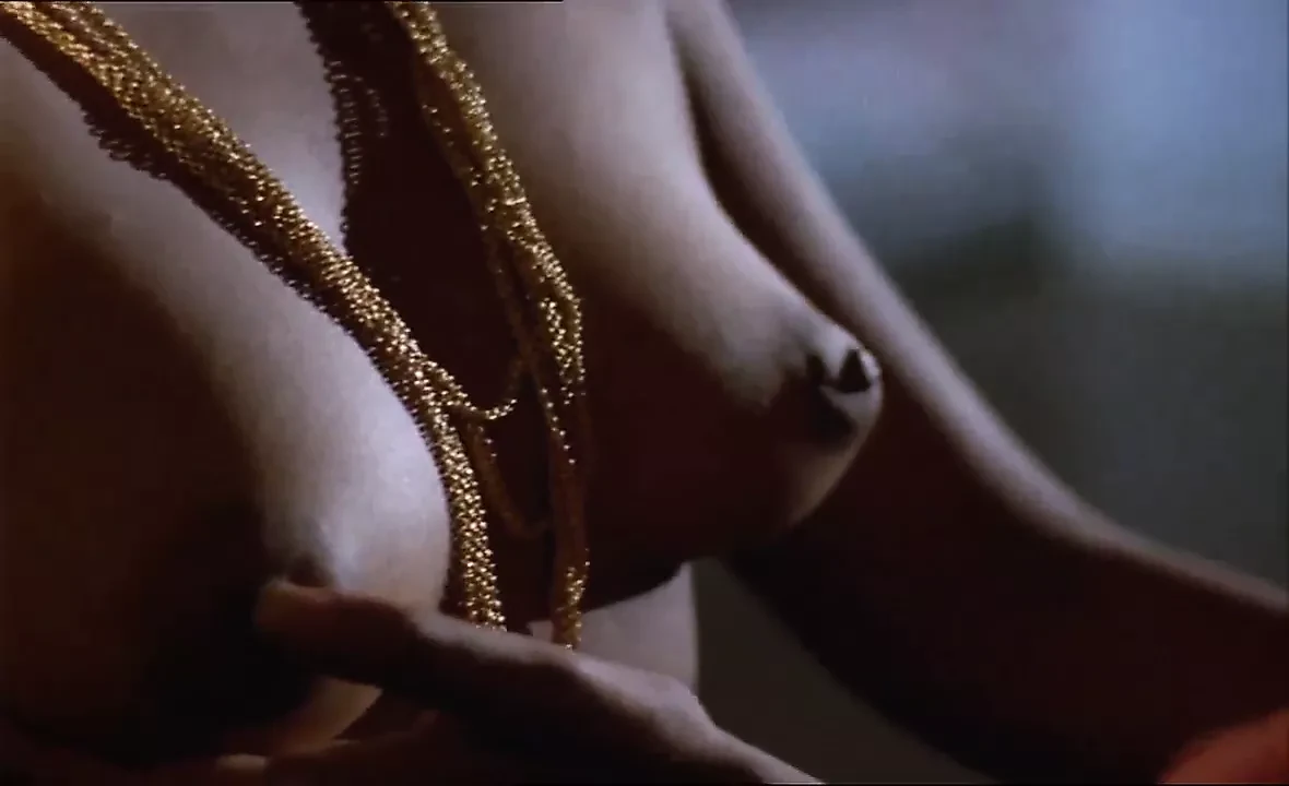 The Cloud Door 1994: Massage Massage Porn