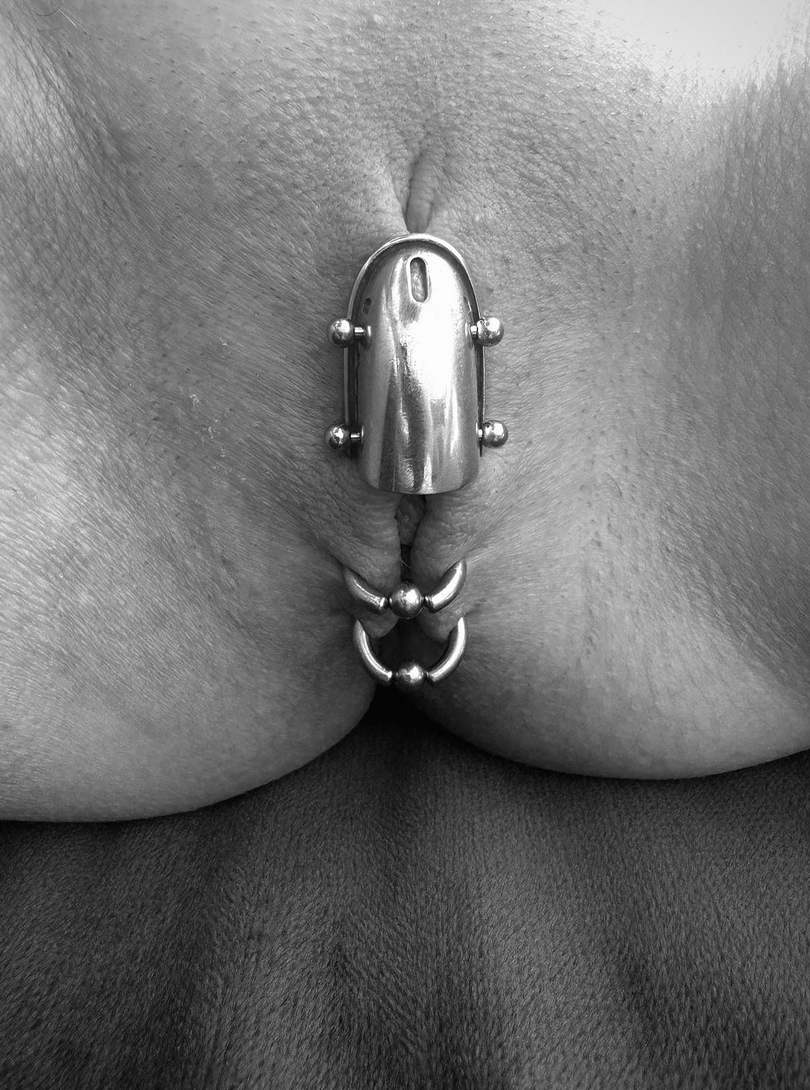 Pussy chastity piercing and cliter acess keeper. Closed labia is a perfect solution for anal only way. Photo from boi125 labiapiercing closedpussy closedlabia vaginalchastity piercedlips piercedpussy lockedpussy analonly vaginalpiercing...