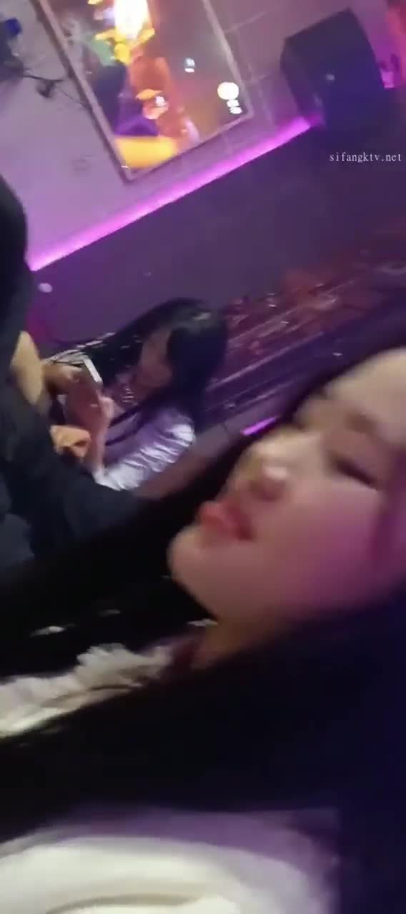 Chinese hostess bar blowjob