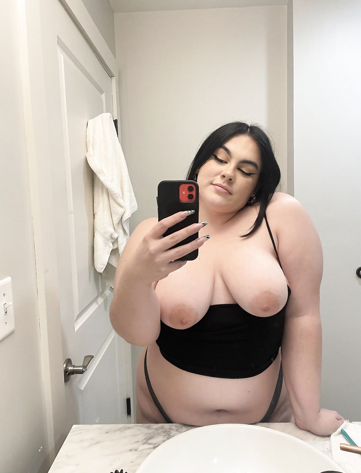Fuck me on this sink