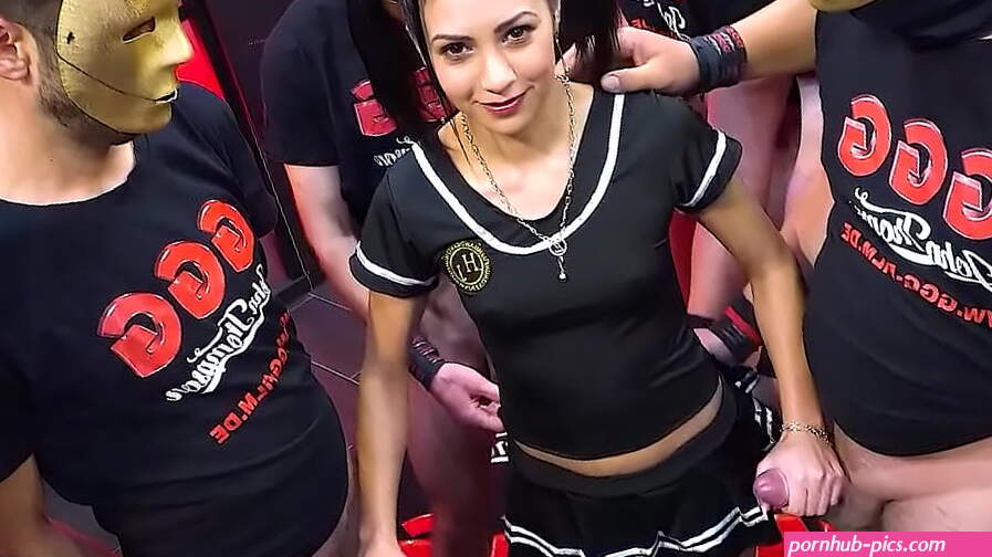 Bukkake Anal No 7 with Anni