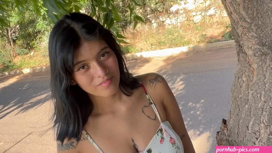 Casual Sex with a Stranger I Invite a Young Latina to My Apartment to Fuck Her