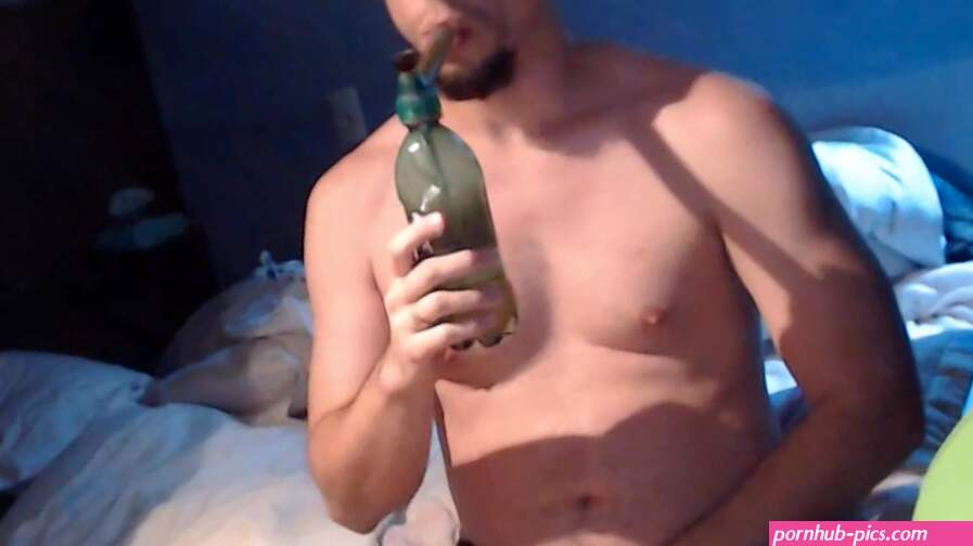 Jerking off while Smoking my Marijuana on Water Bong Playing with my Silicone Mouth