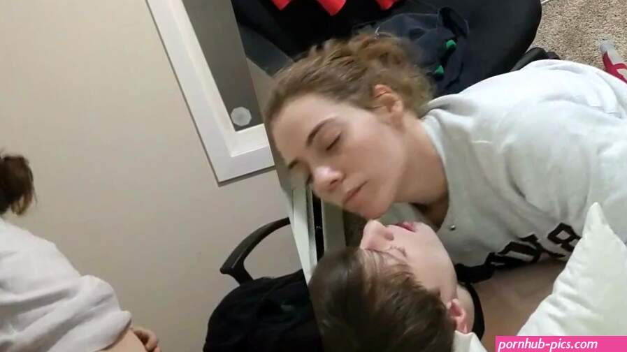 Refuses to Hop Off Stays Seating On his Dick the Whole Creampie Thru