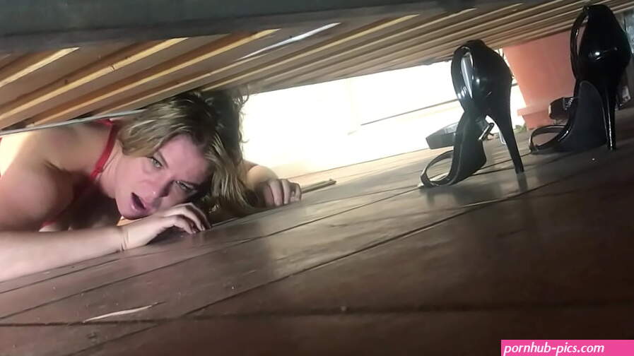 Stepmom stuck under the bed gets creampie from stepson