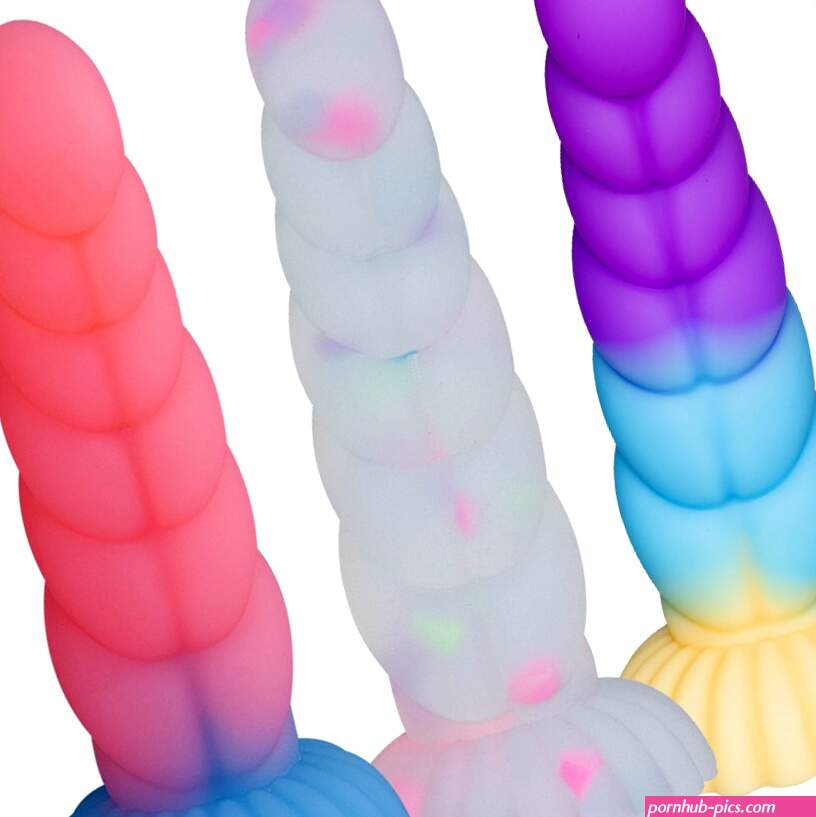Luminous Huge Anal Dildo Anal Toy Butt Plug Female