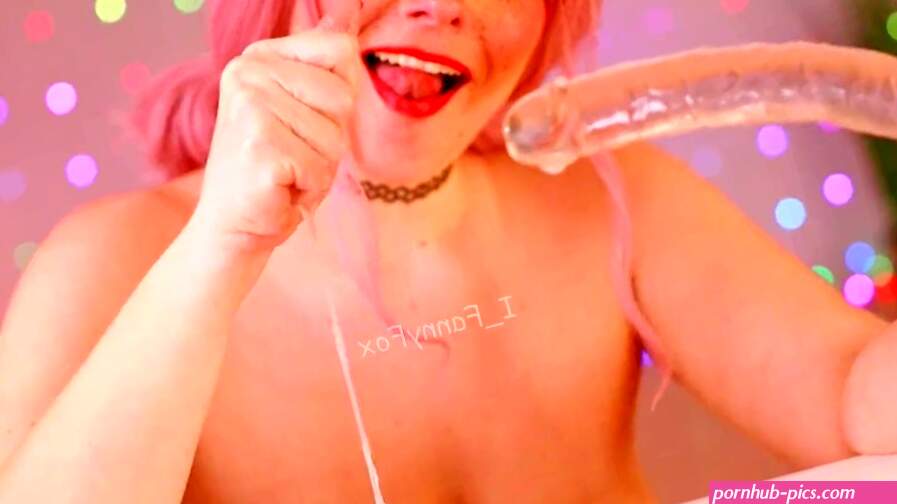 Close up sloppy deepthroat long double ended dildo and saliva play