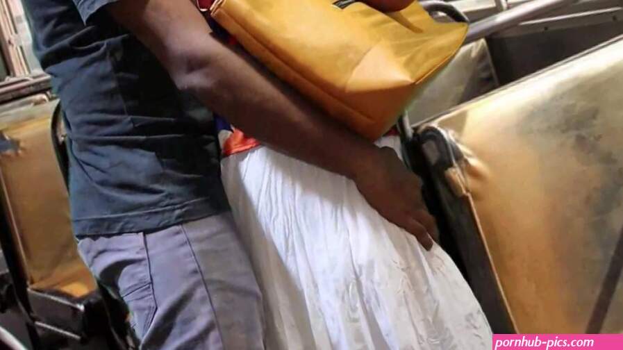 Public Bus Fuck Malathi Akka
