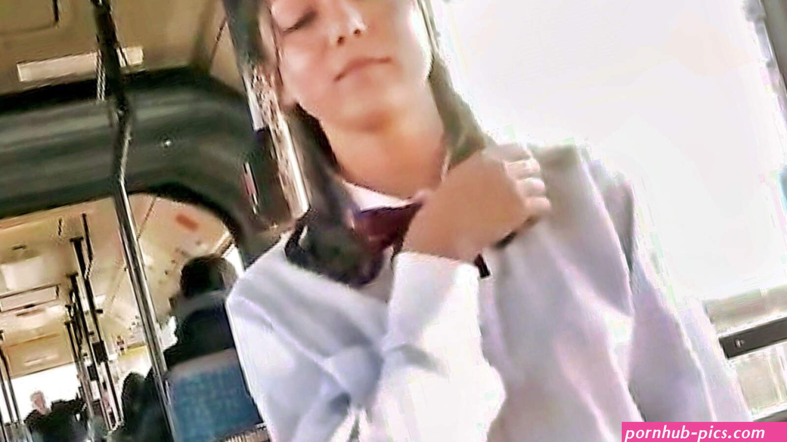 Public Bus Fuck With Foxy Di