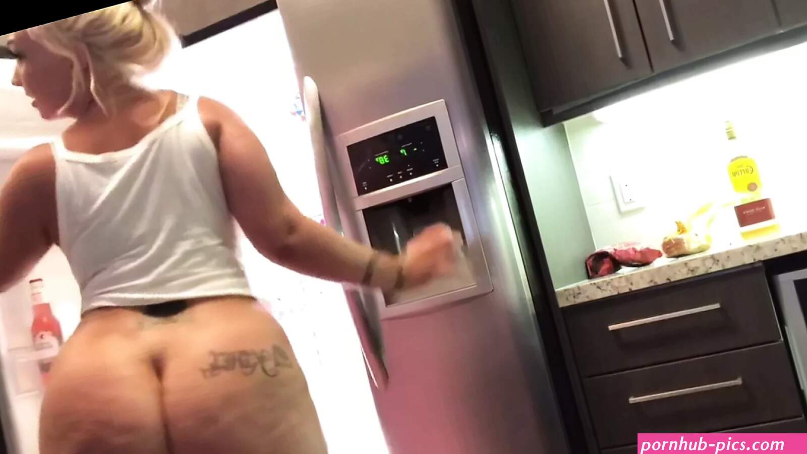 White Mom Porno Videos