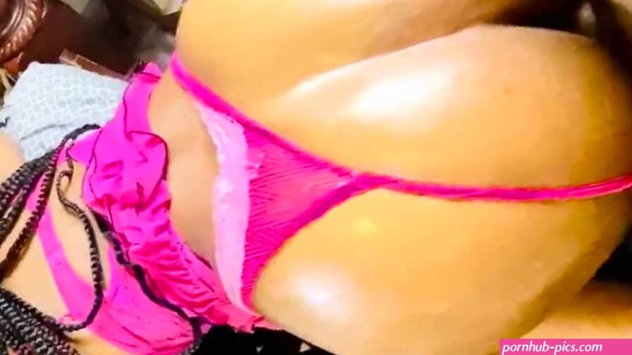 Back shot beat down pussy just dripping