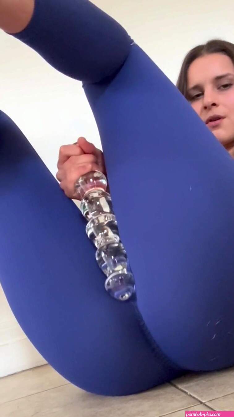 Squirting through my leggings