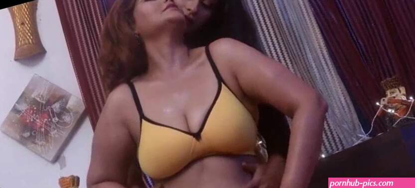 Indian Lesbian Kissing Hot Scenes Web Series Ullu Kooku Porn Videos: Free XXX-rated Sex Videos 2025 4