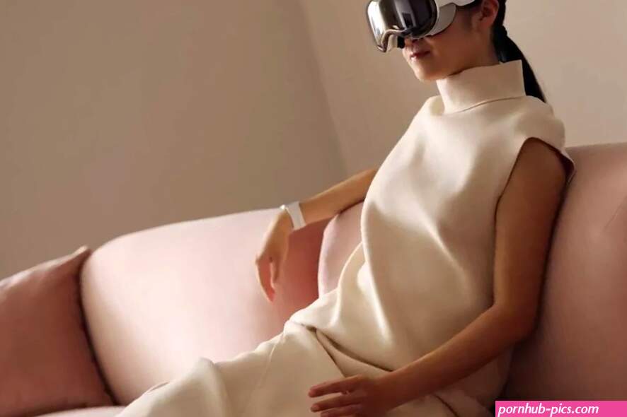 Can you watch porn on Apple Vision Pro?