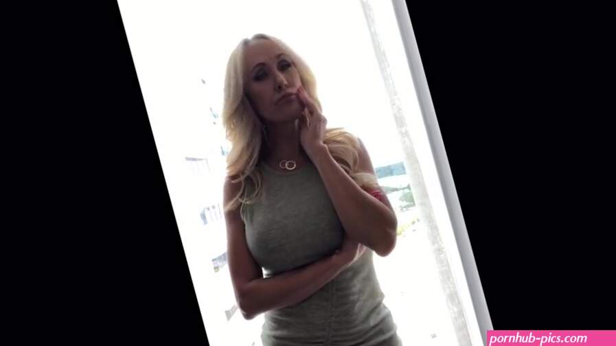 Brandi Love Fucks a fan with a BBC