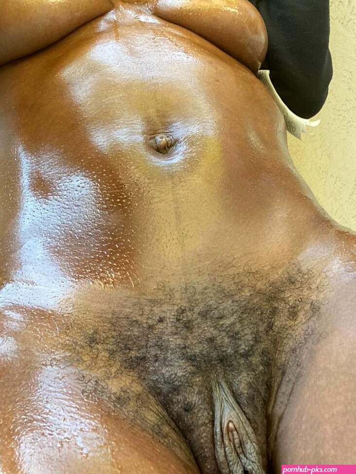 Hairy big pussy lips