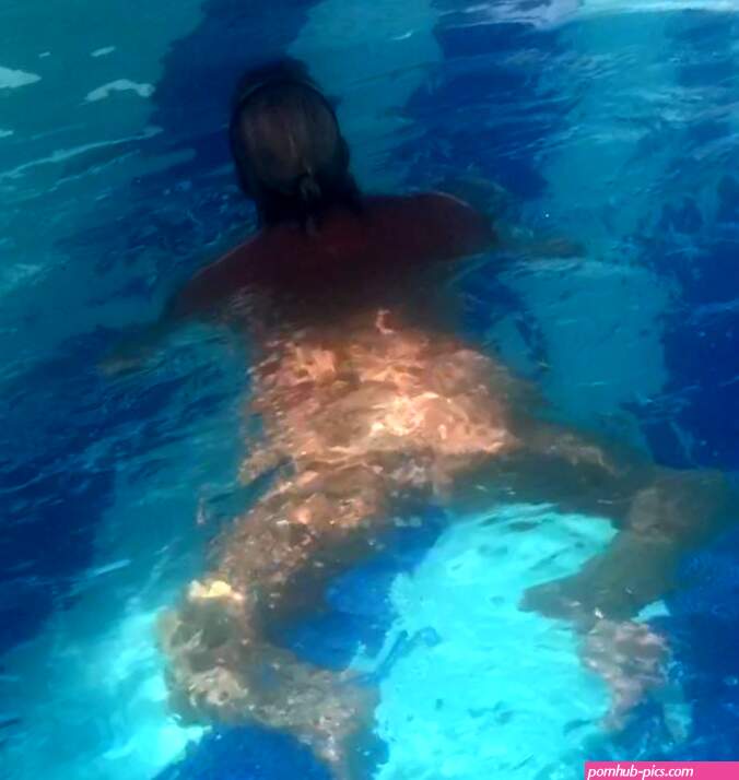 Another early morning nude swim hope some1 sees me amateur milf wife flashing tits pussy ass naked in the pool RTcomment4more