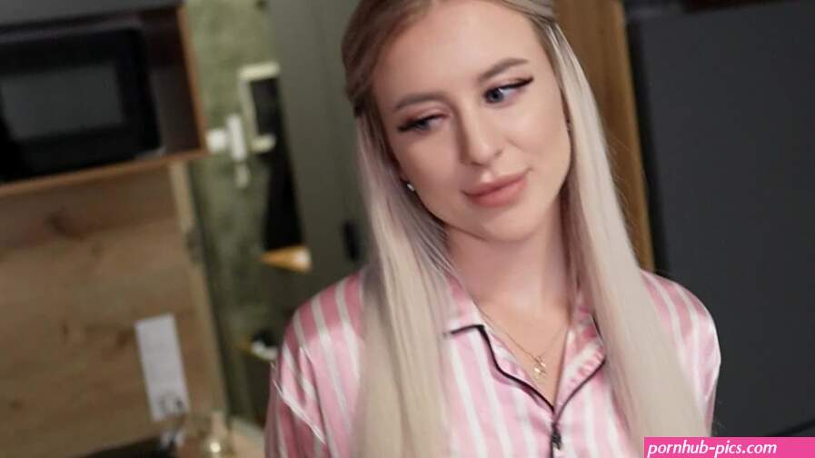 The stepmother shares a bed with her stepson. Fucked my mother and cum on her face