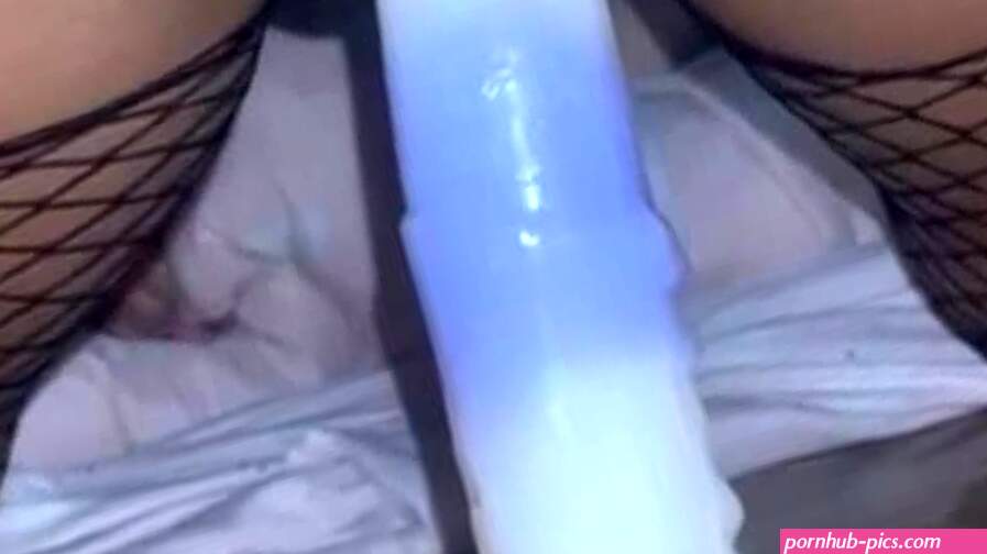 fucking me first time bad dragon dildo two massive creampieJennyfer Quenn