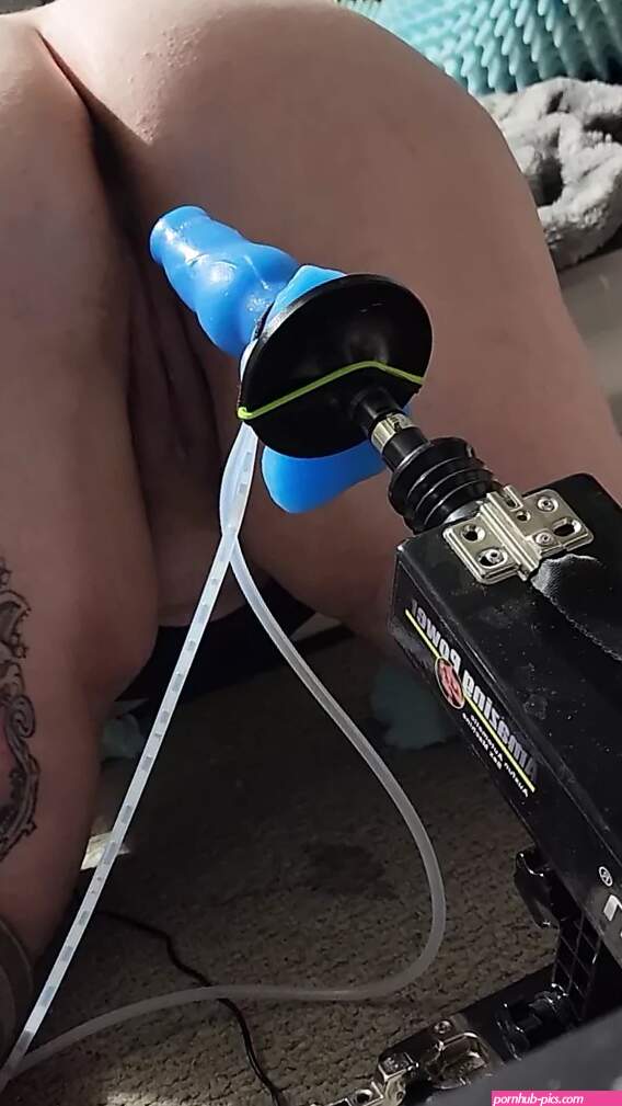 Hairy Bottom Riding Large Bad Dragon Knot Dildo Cum Flopping Porn Videos: Free XXX-rated Sex Videos 2025