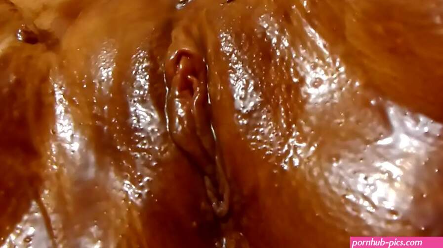 Huge Booty Covered in Chocolate WAM Sex!