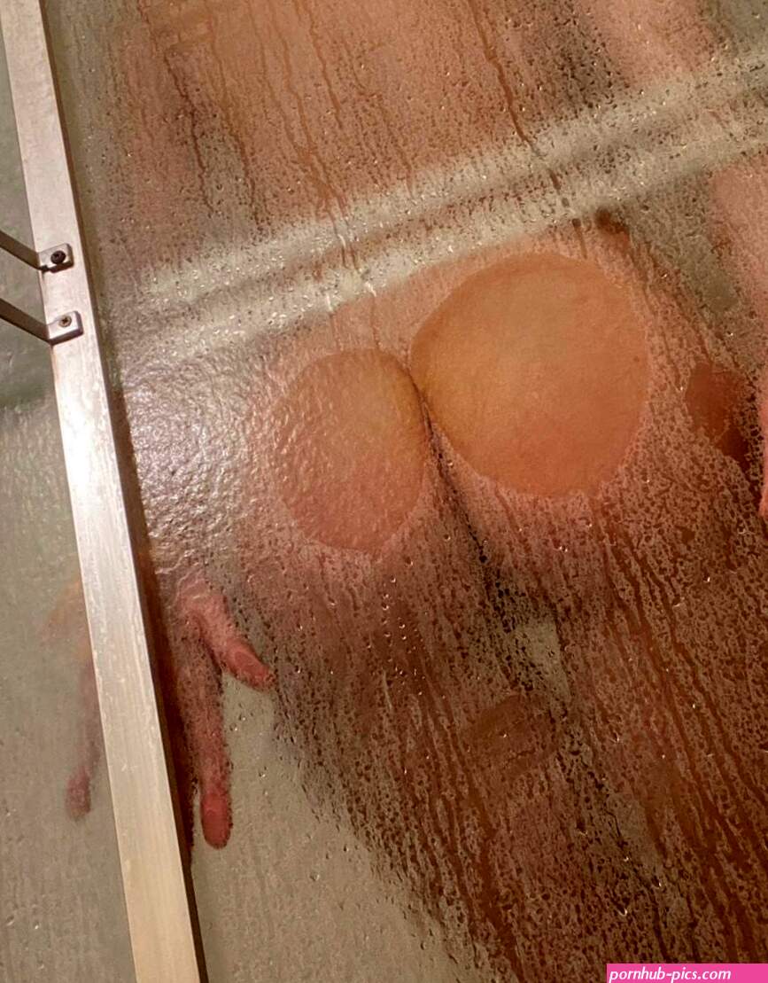 Ashley Tervort Sexy Ass In Shower