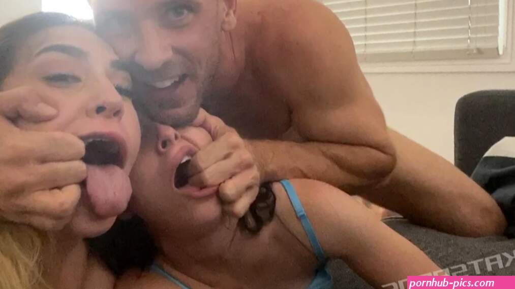 Rough Threesome with Lexi Grey Johnny Sins