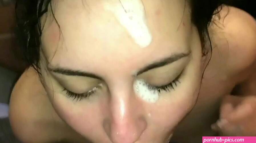 Halloween Trick or Treater Dressed as Polka Dot gets Rough Treatment Porn Videos