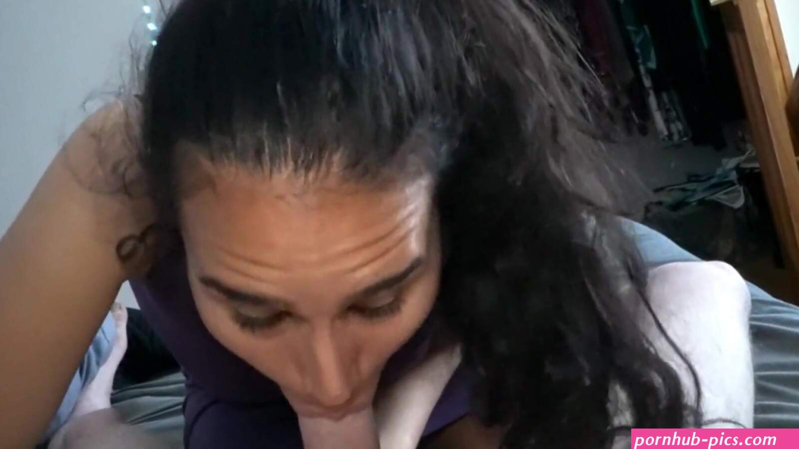 Amateur Latina PAWG Babe Get Fucked Hard in DoggyStyle and Takes A Huge Cumshot on Her Gorgeous Ass. regarder en ligne