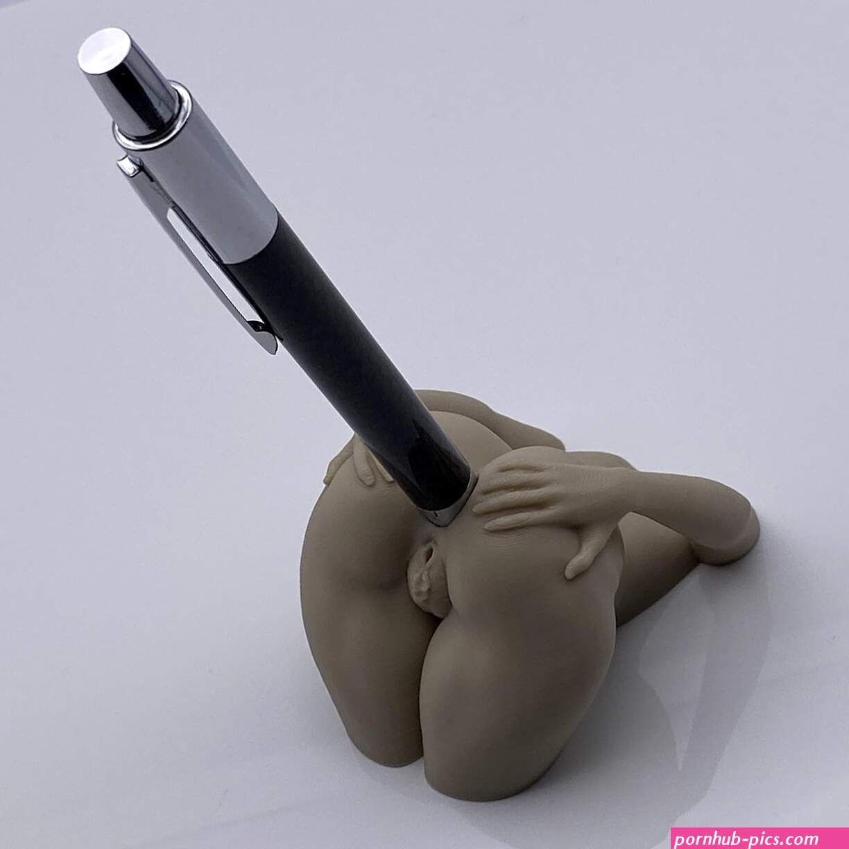 Anal pen holder