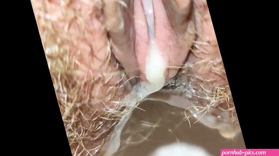Hairy Pussy Dripping cum and Pissing. You can lick it