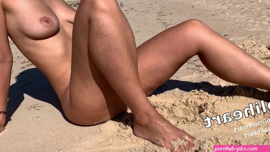 BEACH STRIP