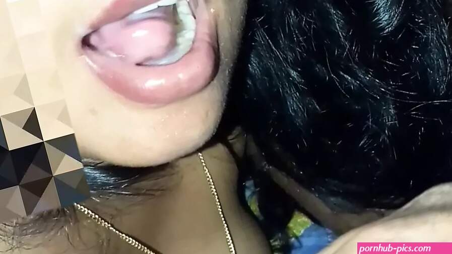 Sri Lankan Desi Indian Tamil Hot Blowjob BBC Cum in Mouth feat. Indian beauty queen