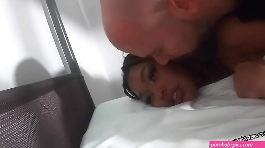 HOT LATINA SCREAMS FOR REAL ANAL PAIN bts