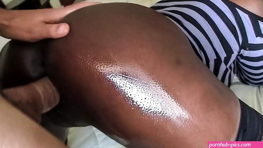 Ebony Amateur Slut on Hardcore Interracial Anal Try Outs