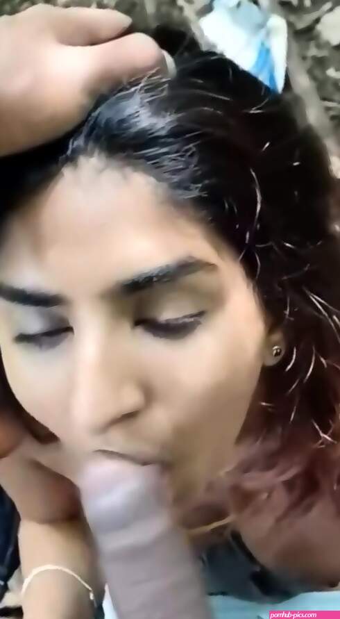 Horny Sexy Babe Fucks And Sucking Dick Shows Her Boobies