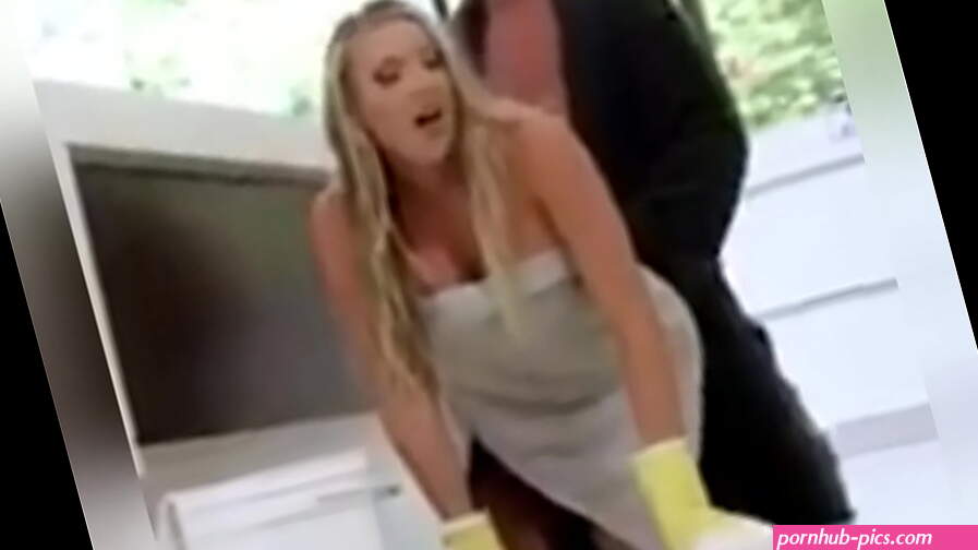 Hot maid fuck by her man