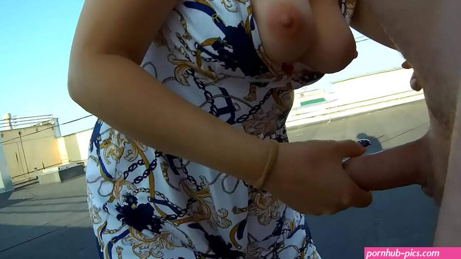 Nude Horny bitch MILF for you to use