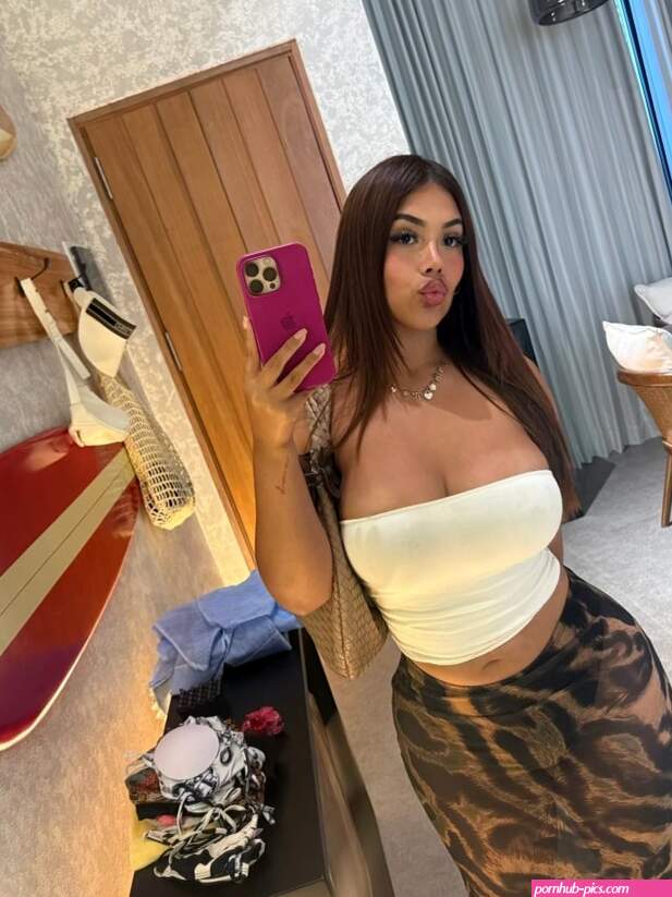 honduranbaddie reel OnlyFans 284