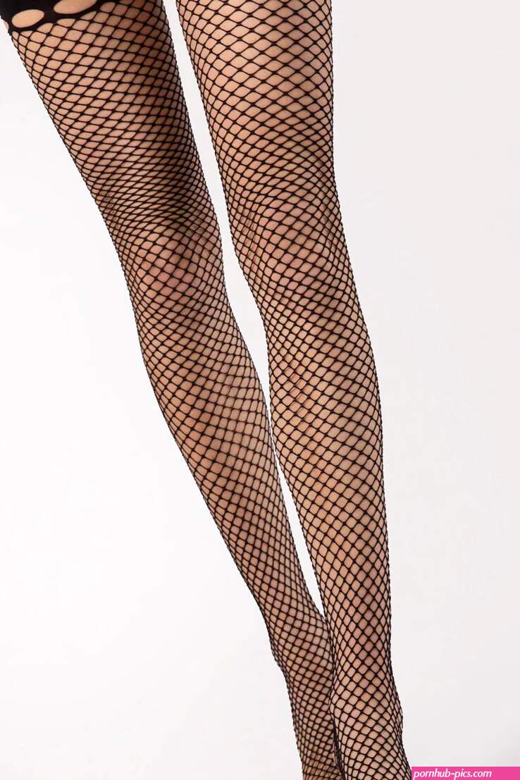 FiORE Sensual Burlesque Fishnet Stockings 30 Denier
