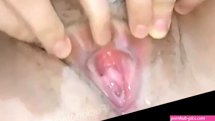 HOT BABE-Close up playing juicy pussy ! Pinay masturbate until cum !wet pinay