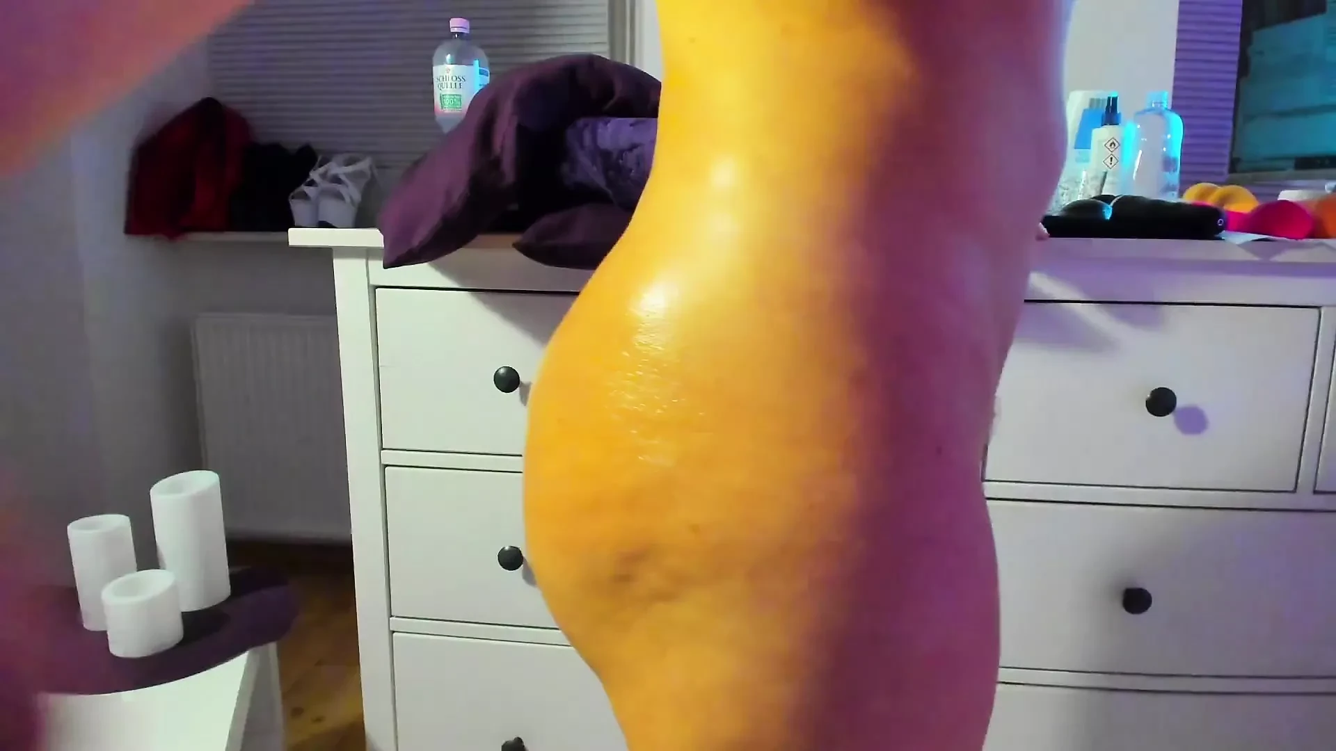 Naked Woman Shows Her Wet Holes: PAWG Porn feat. sexystormclouds