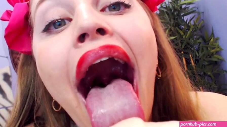 Big Mouth Lady Deep Throats Dildo And Masturbates On Webcam
