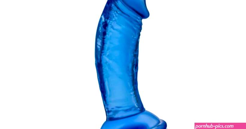 Blush B Yours Sweet N small 4 Inch dildo