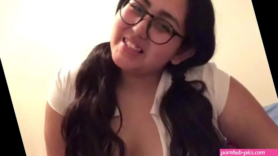 Chubby Latina masturbating in a outfit
