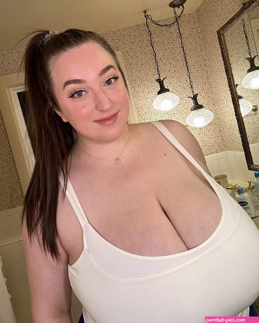 Hazel May OnlyFans