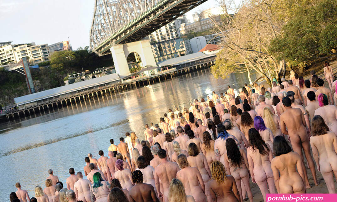 Naked on the Story Bridge? Spencer Tunick wants you!