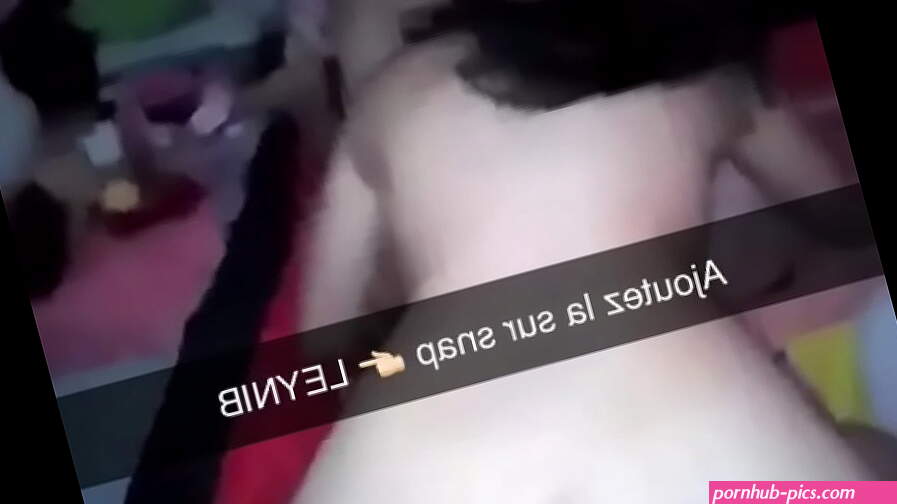 Je baise ma algérienne avec mon pote