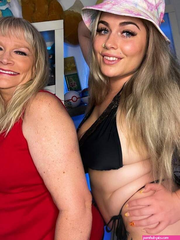 katrinkittyx katrinxkitty Nude Leaks OnlyFans