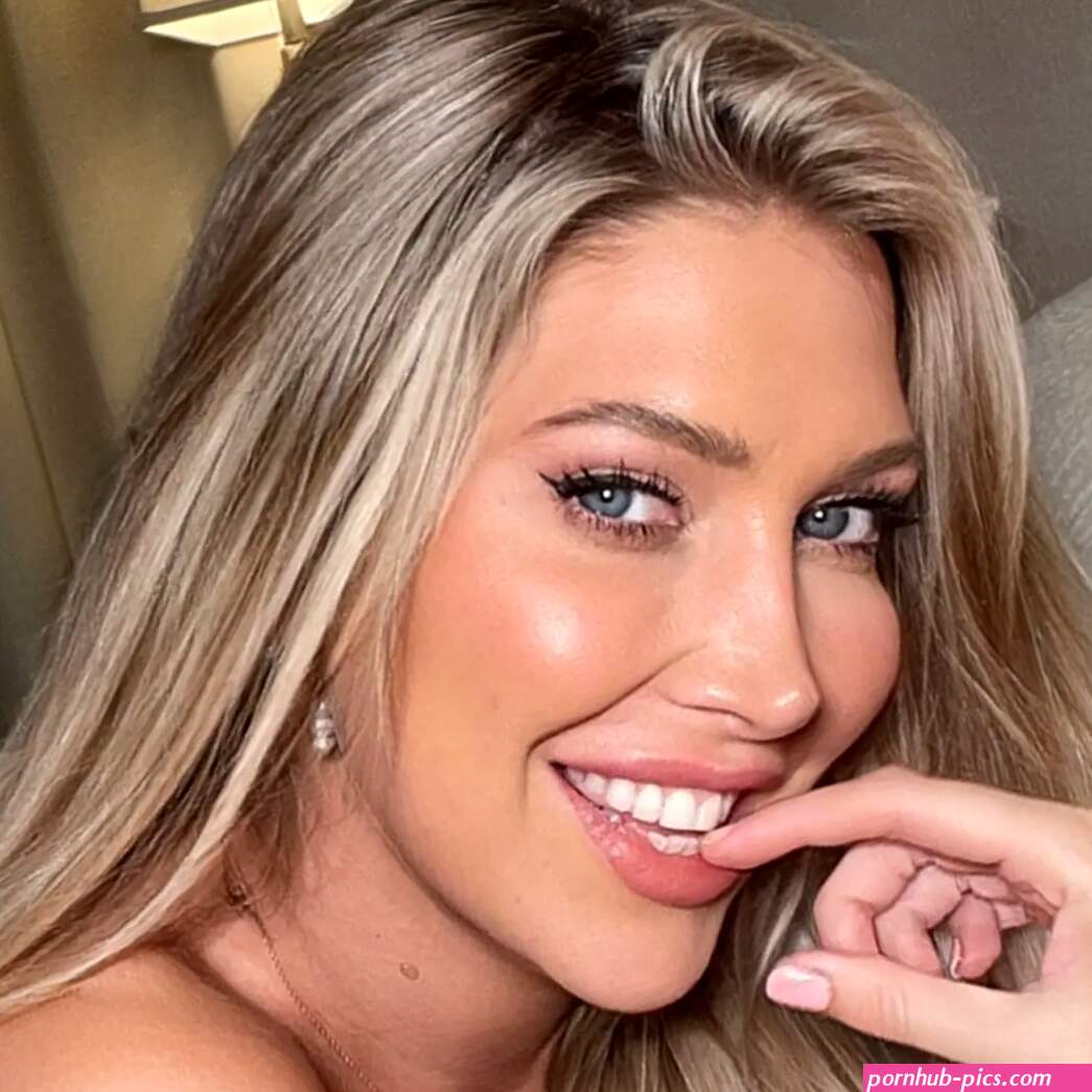 lexiloweofficial OnlyFans